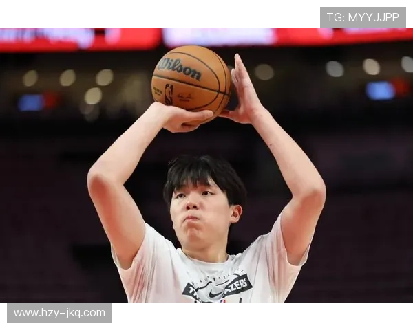 开拓者召回杨瀚森重建内线实力